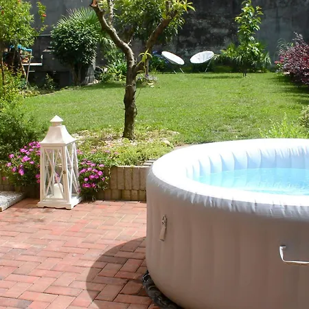 度假居 Il Cortile Del Borgo *