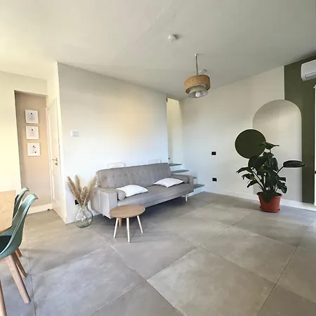 Il Cortile Del Borgo