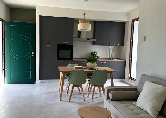 Il Cortile Del Borgo * Borgo Ticino