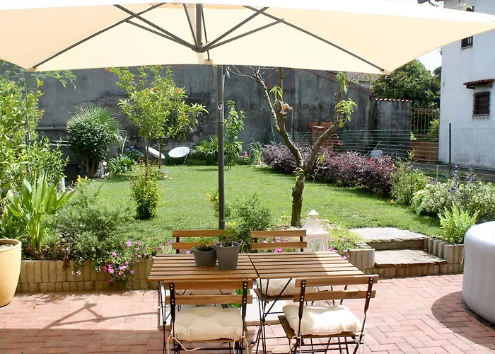 Дом отдыха Il Cortile Del Borgo Borgo Ticino